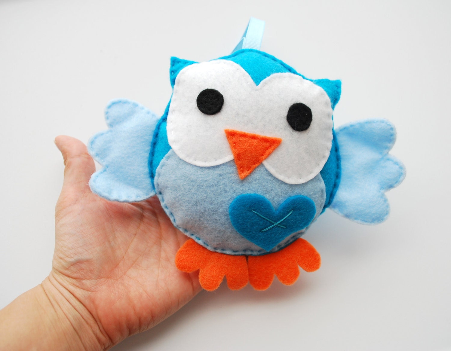 Eco friendly owl Plush toy, Blue and Baby Blue big eyes Owl A328