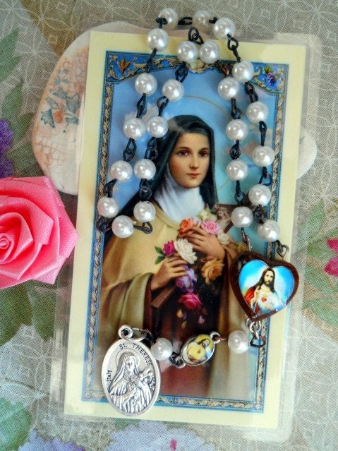 St. Therese Vintage Pearl Rosary Chain Chaplet with Jesus - Free  Shipping US and Canada