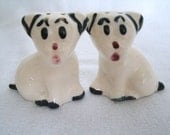 Vintage Little Dogs Salt And Pepper Shakers, cottage chic retro collectable home decor housewares kitchen