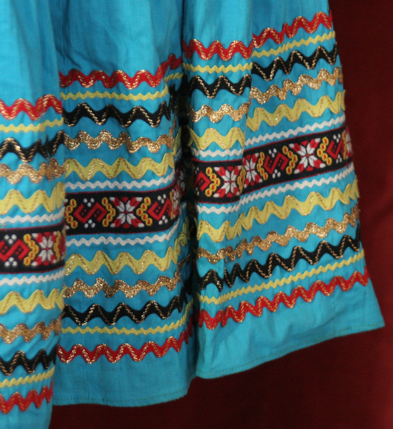 Fifties Turquoise Ric Rac Trimmed Mexican Peasant Skirt SIze SMALL to MEDIUM