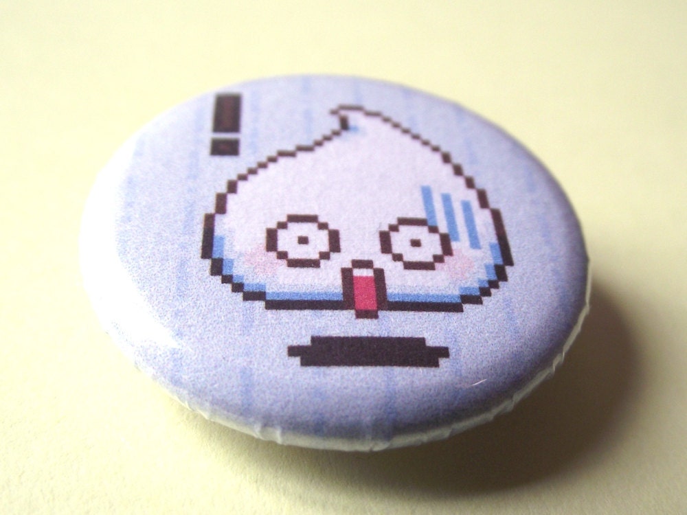 Pinback button/ Gwenn is surprised