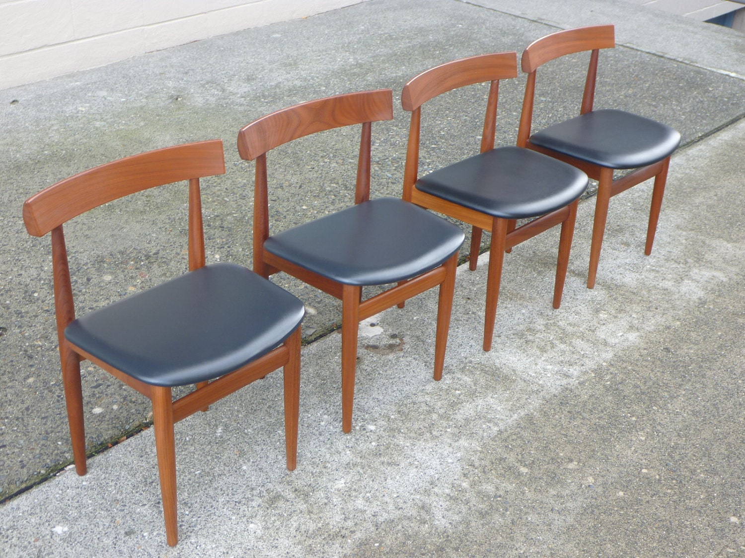 mid-century Hans Olsen dining set
