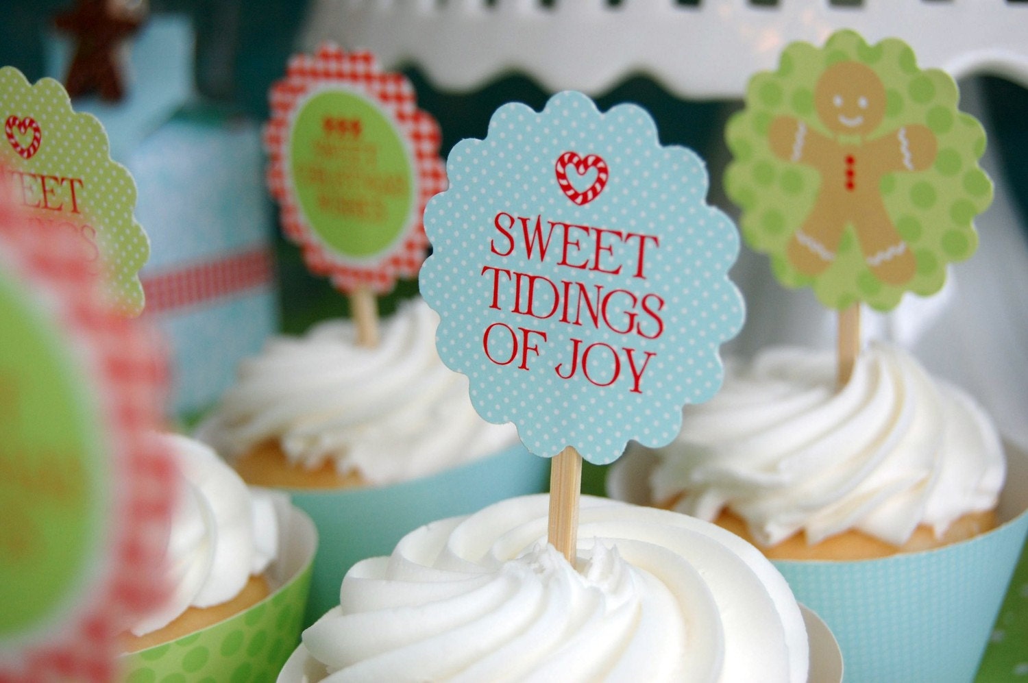 Gingerbread Christmas Cookies Printable Cupcake Circles and Wrappers - DIY Il_570xn