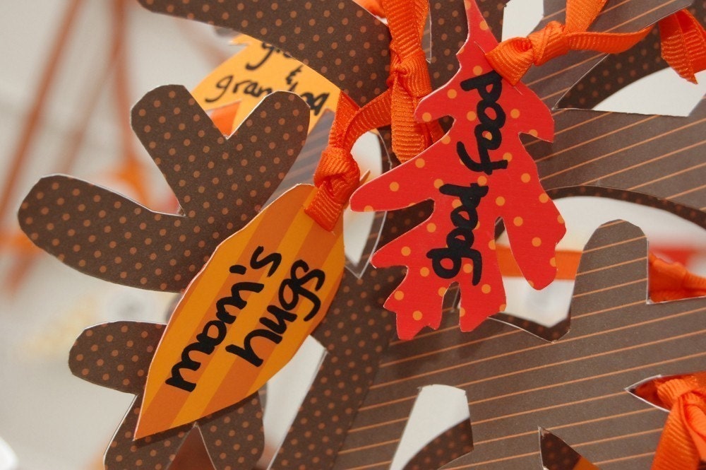 Tree of Thanks with Leaves - DIY printable papercraft