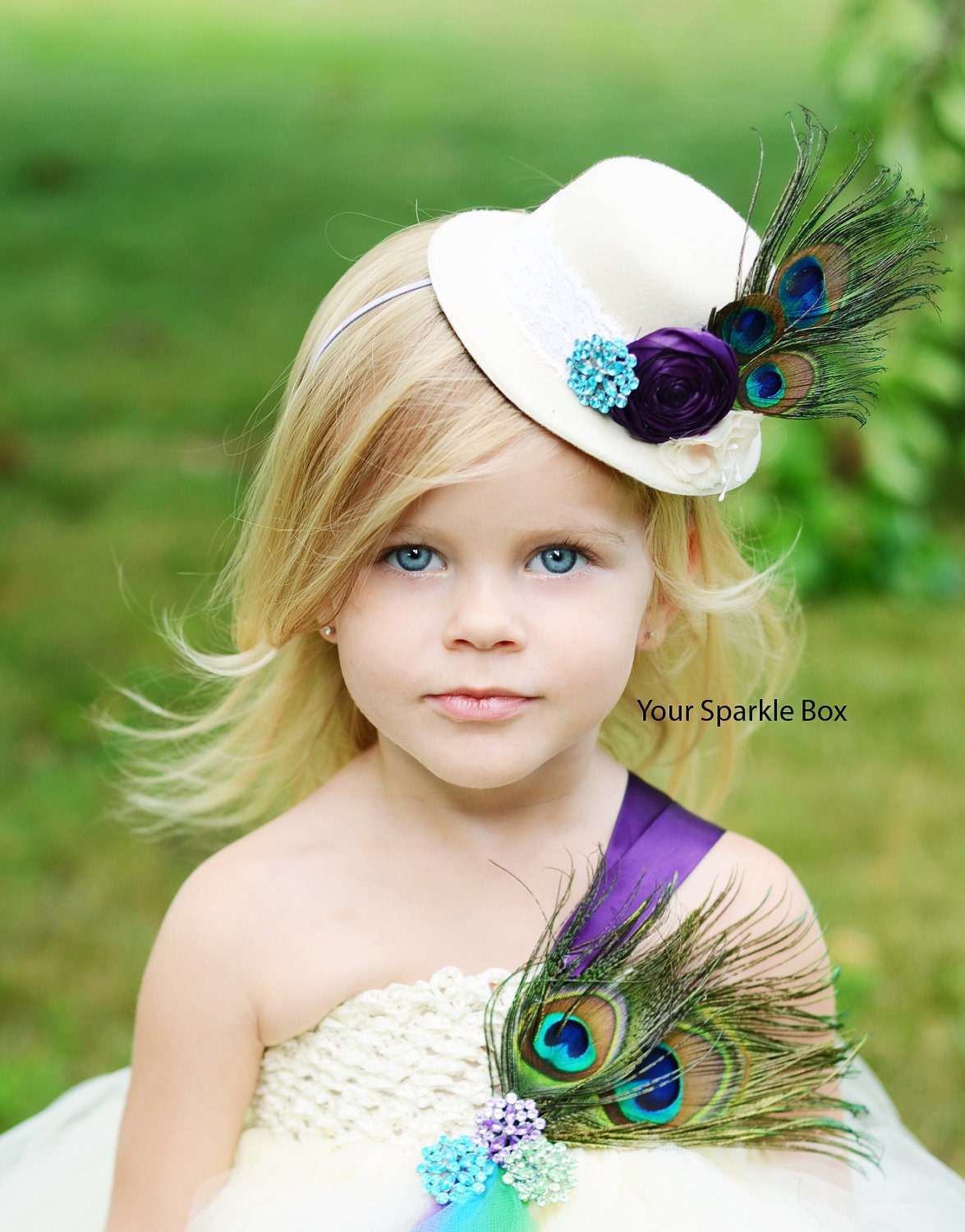 Ivory Peacock Mini top hat