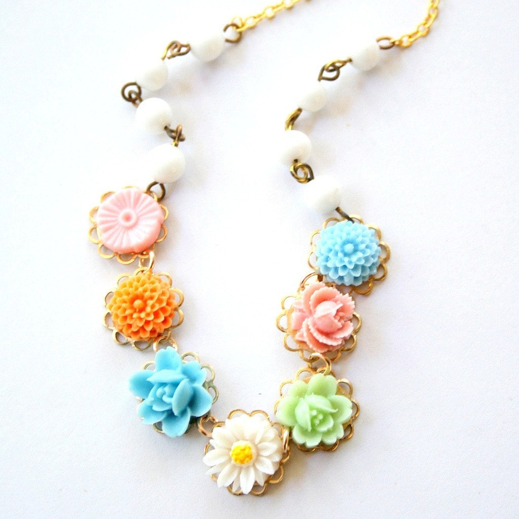Pastel Flower and White Bead Children Necklace