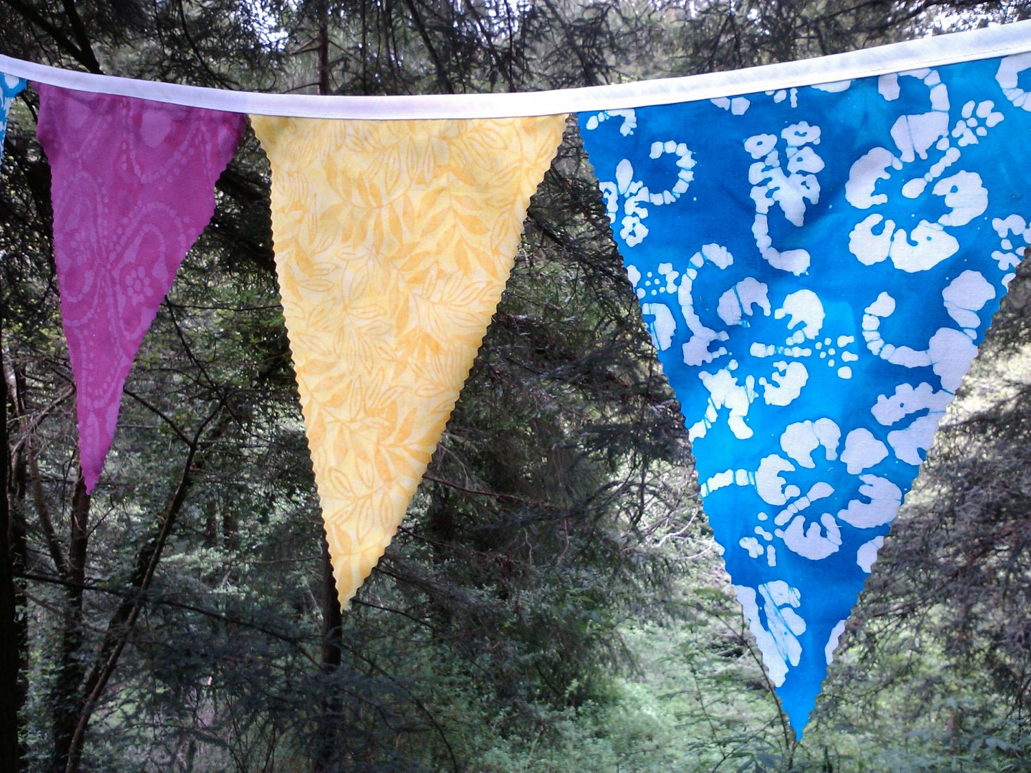 ALOHA Bunting Luau Flags- Batik fabrics Yellow, Bright Blue, Fuchsia Il_170x135