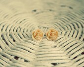 Marilyn Monroe rose earrings