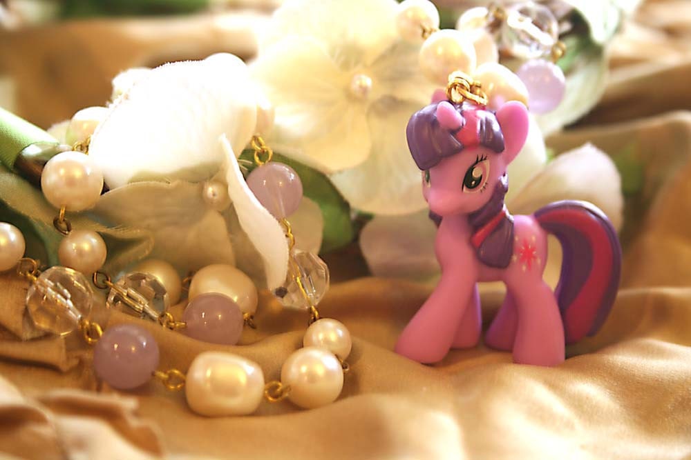 My Little Pony Twilight Sparkle necklace