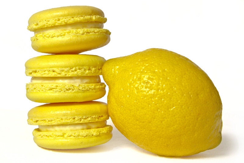 Box of 12 French Macarons