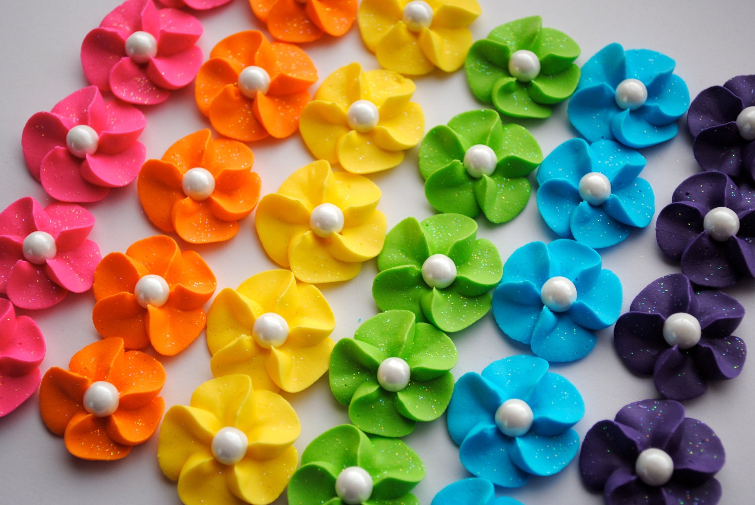 Royal Icing Flower Cupcake Toppers- Rainbow Mix w/ White Sugar Pearl (30)