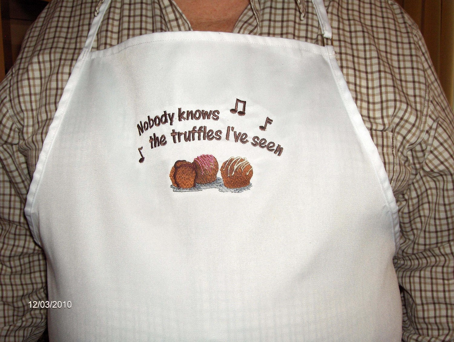 Private listing for Emily-7 personalized APRONs- Nobody knows the truffles I've seen -