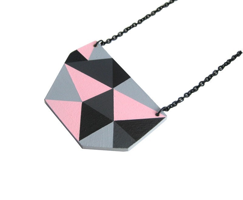Geometric Triangle Necklace Pink