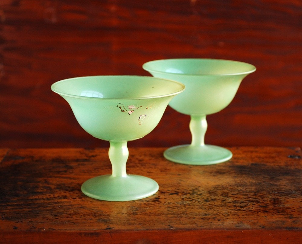 Frosted Green Footed Dessert Bowls Jadite Green Glass by BingoBox