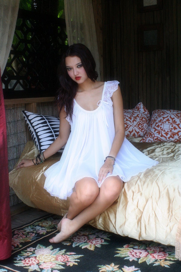 Baby Doll Nightgown In The Shadows Of Moonlight Bridal Sleepwear Lingerie Wedding Honeymoon Gown Fast Ship