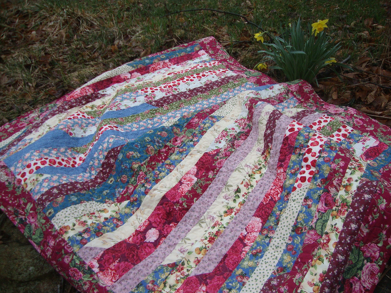 Lap Quilt Throw Strip Floral 58x73 inches Mary's Contrary Garden