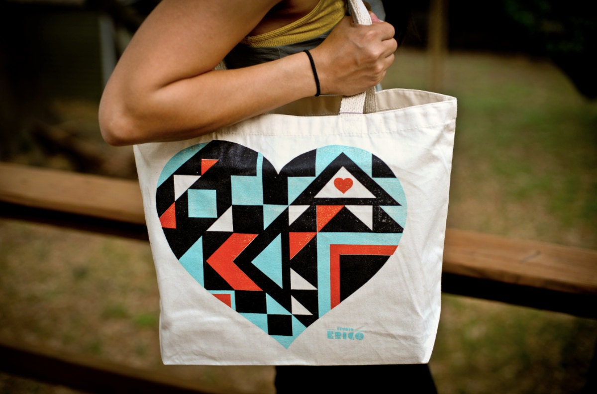 Geometric Graphic Heart Tote bag