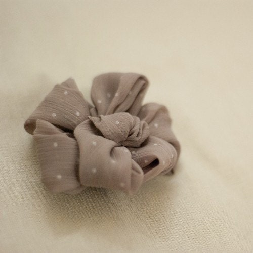 SALE: dots - hair clip