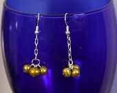 Long Danglng Green Pearl Cluster Earrings