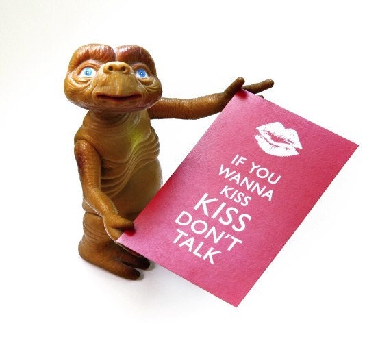 Funny Valentine Gift - Postcard 4x6 - If You Wanna Kiss, KISS, Dont Talk. Text RED color, Whimsy Funny Card