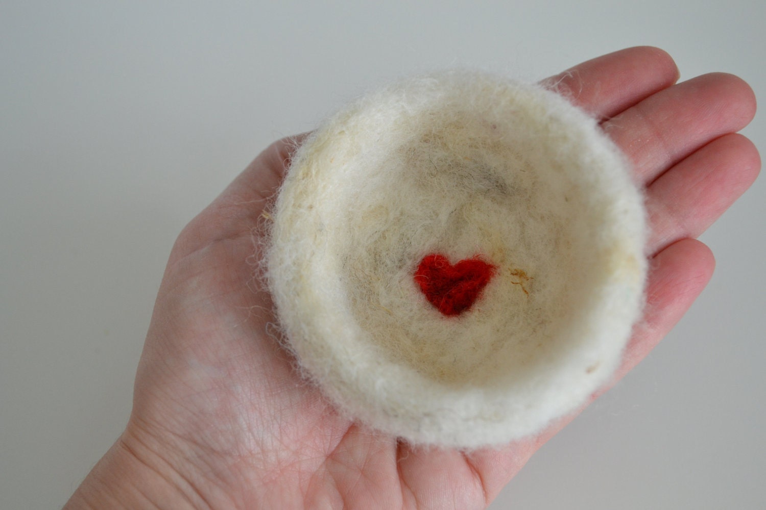 Needle Felted Ivory Wool Keepsake Bowl, Ring Dish, Valentine Gift