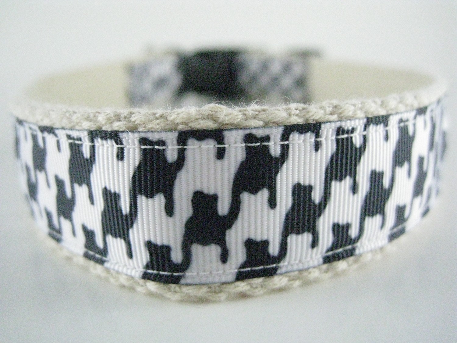 Hemp dog collar - Hounds Tooth Black and White