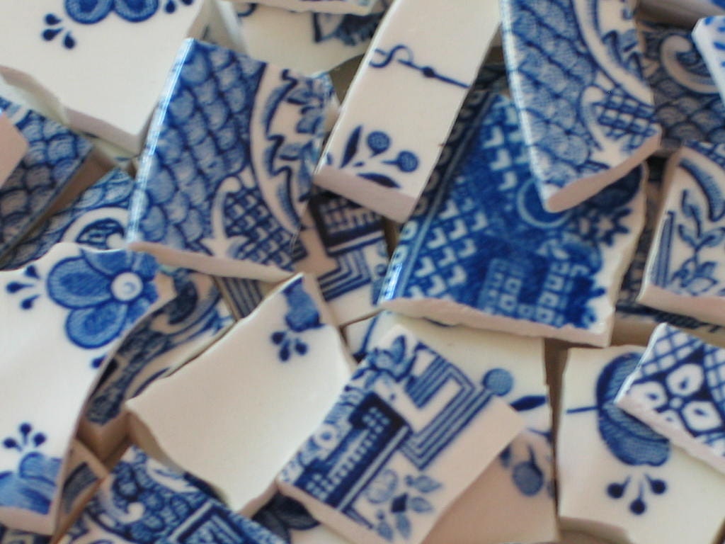 CHINA MOSIAC TILES, 100 Classic, Antique Blue And White Fine China, Hand Cut, Shabby Roses Focal, Beautiful.