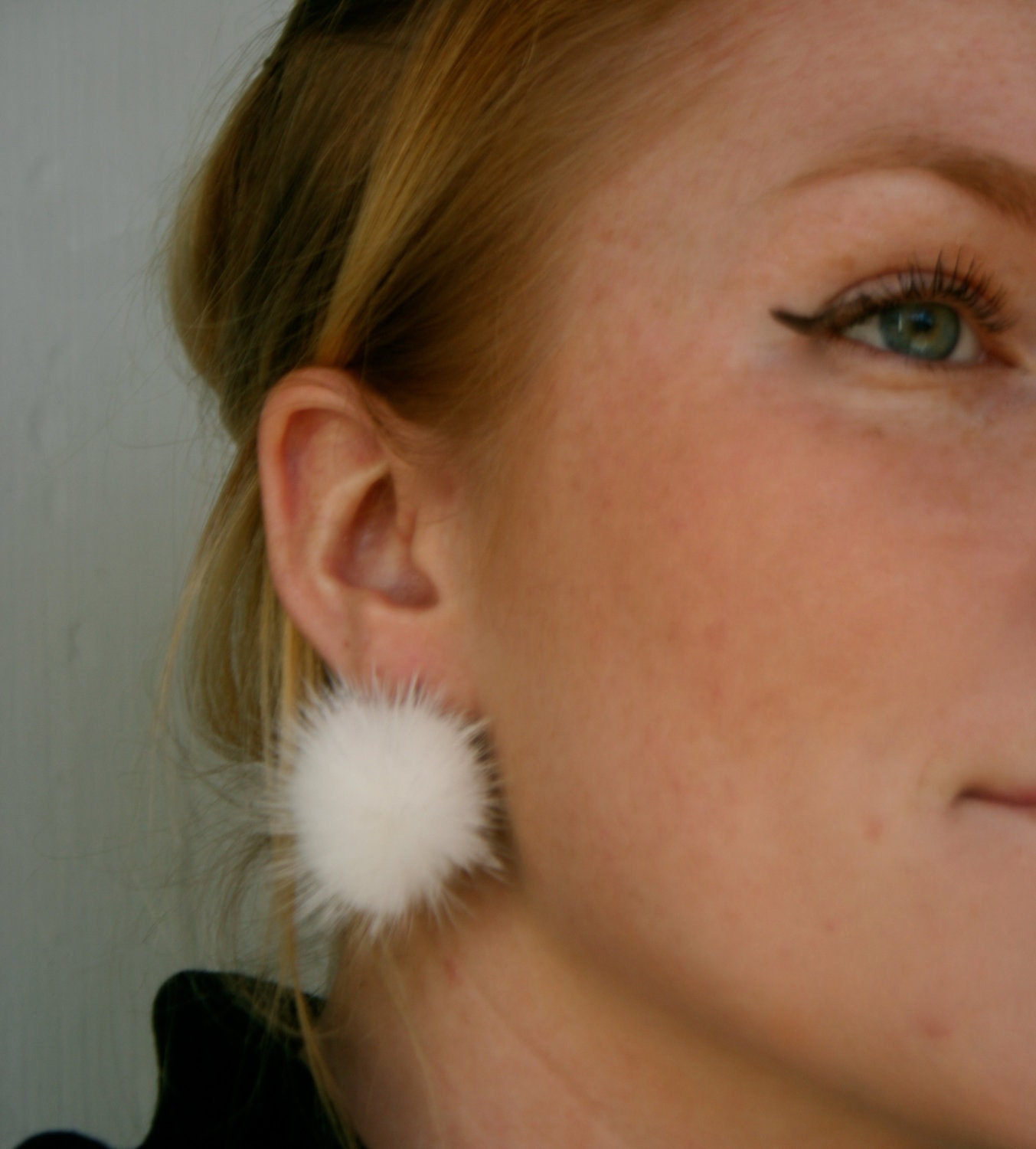 Mink Fur Studs - Ivory