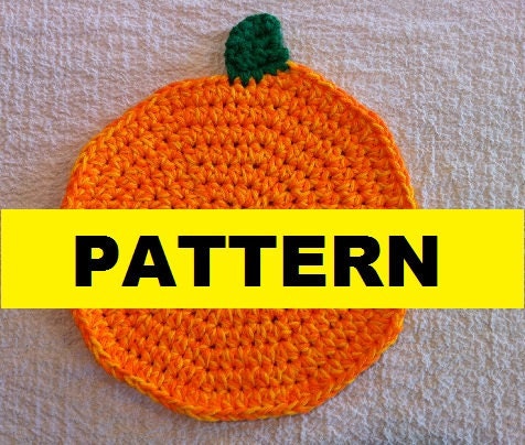 Repeat Crafter Me: Teeny Tiny Crochet Pumpkin Pattern