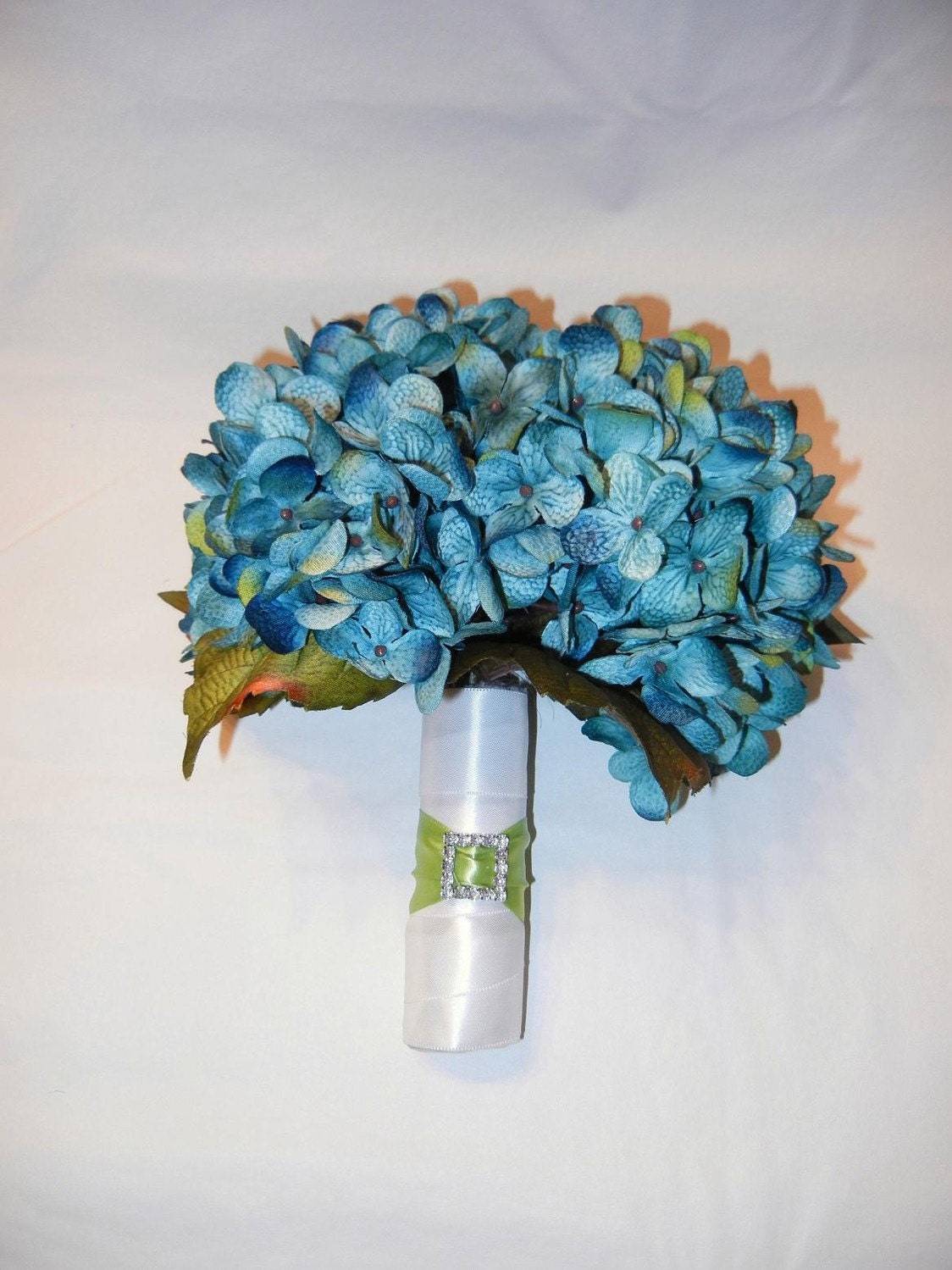 hydrangea bouquet wedding