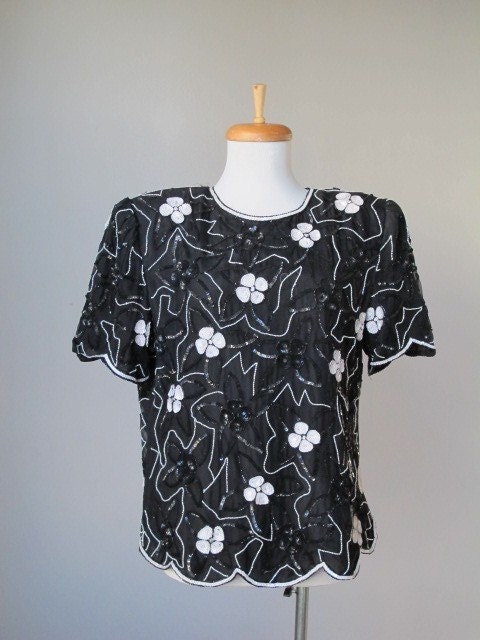 Sequin / Blouse / top / Black and  white / vintage  / 70s