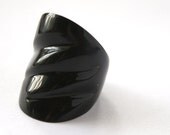 Unique Twist Black Horn Ring Size 8