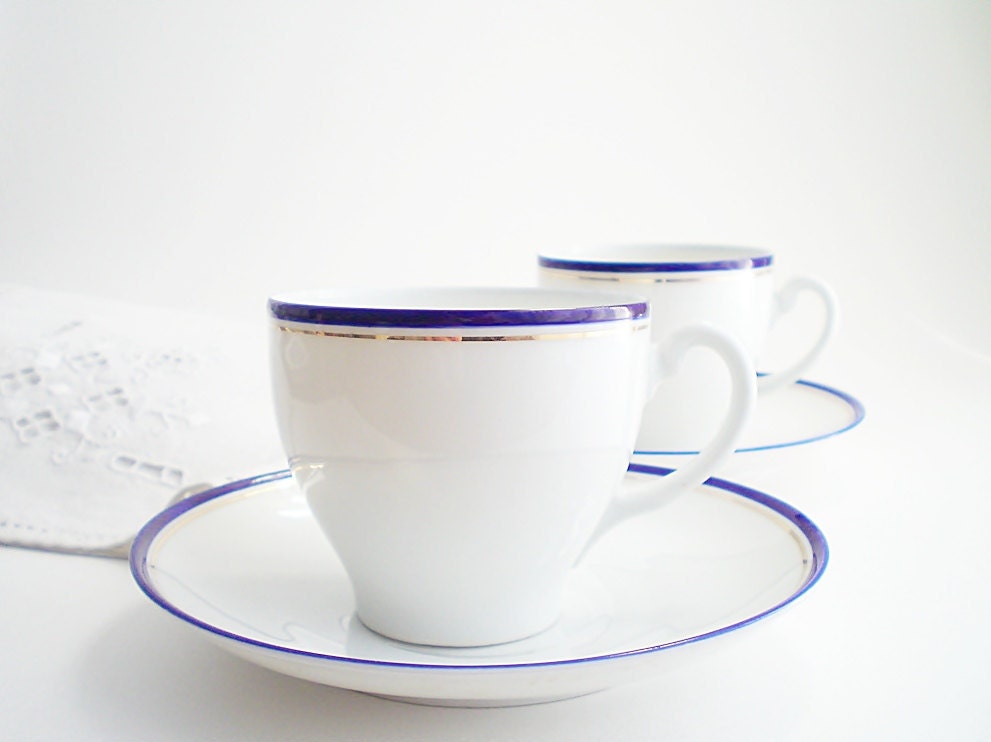 Etsy Saucers White vintage and  on Tea and saucers cups Cups vintagebiffann etsy Vintage China by
