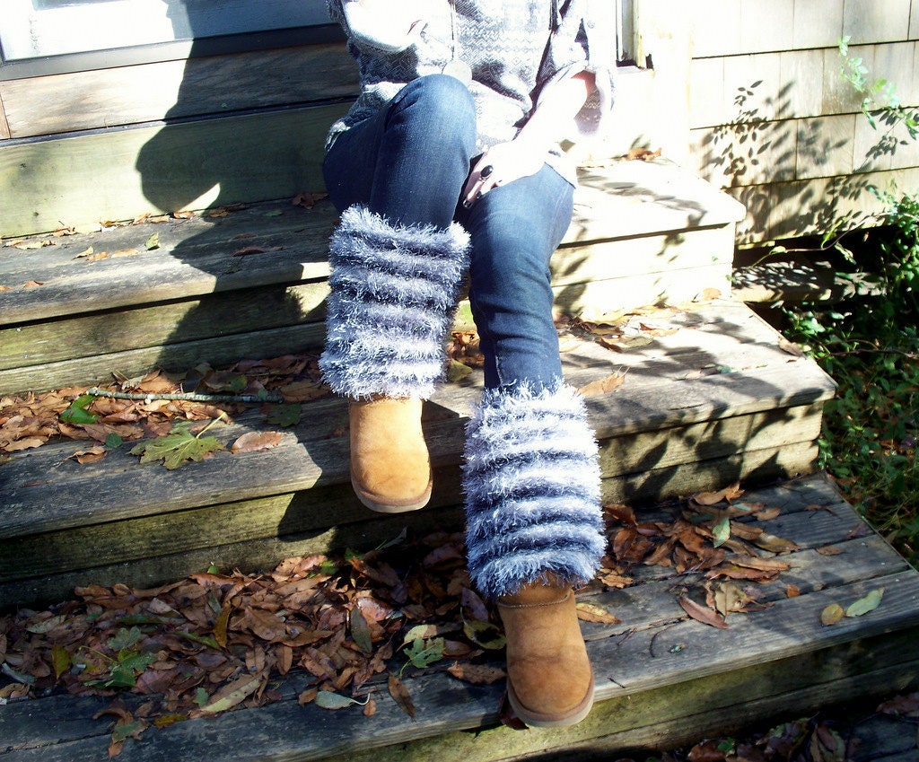 Legwarmers - Black & White Striped Fuzzy Boot Kickers