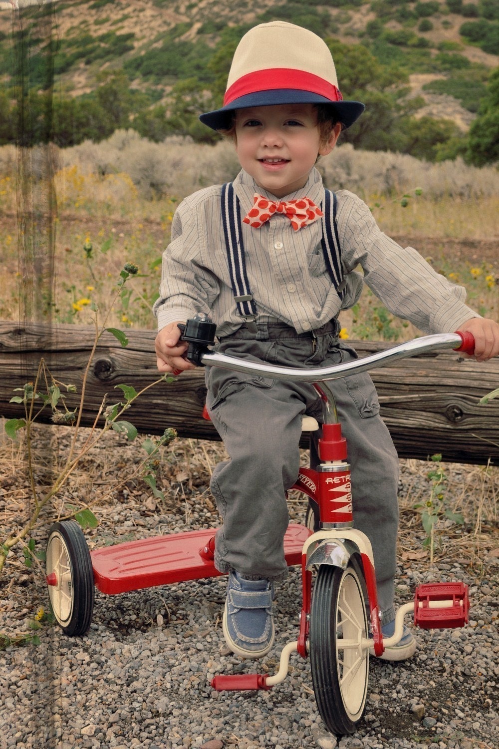 Retro Pointed Bowtie Pattern (PDF File)