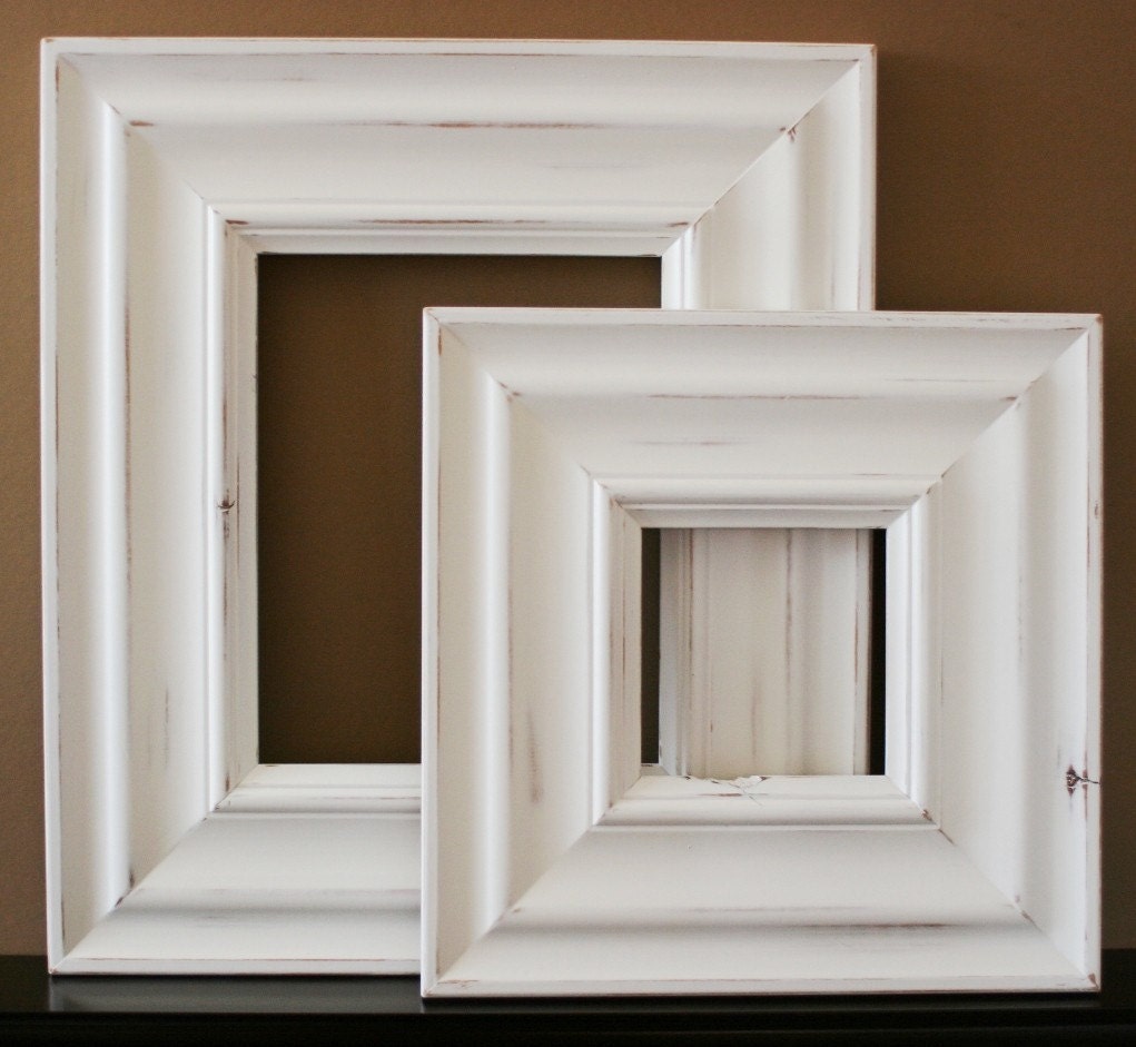 11x14 or 12x12 Picture Frame / White on Madera (Knotty Alder)