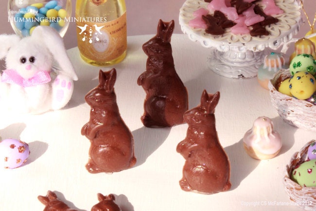 Chocolate Easter Rabbit 1/12 scale dollhouse miniature - EASTER RANGE