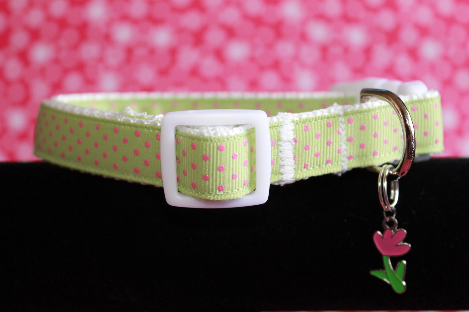 Medium 3/4" Green & Pink Polka Dot Dog Collar