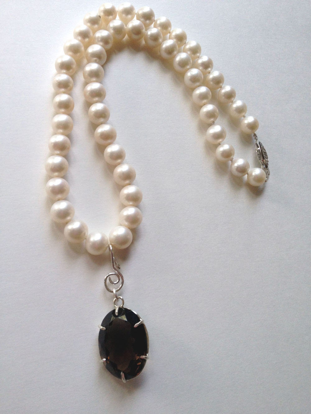Lustrous Pearl Choker with Smokey Topaz Pendant