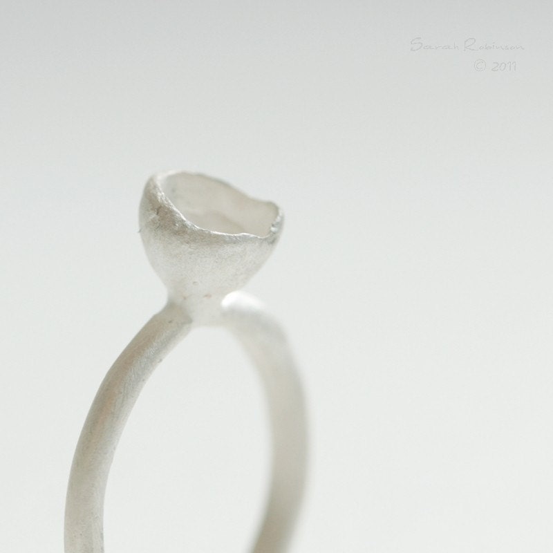 T13 White Organic Ring