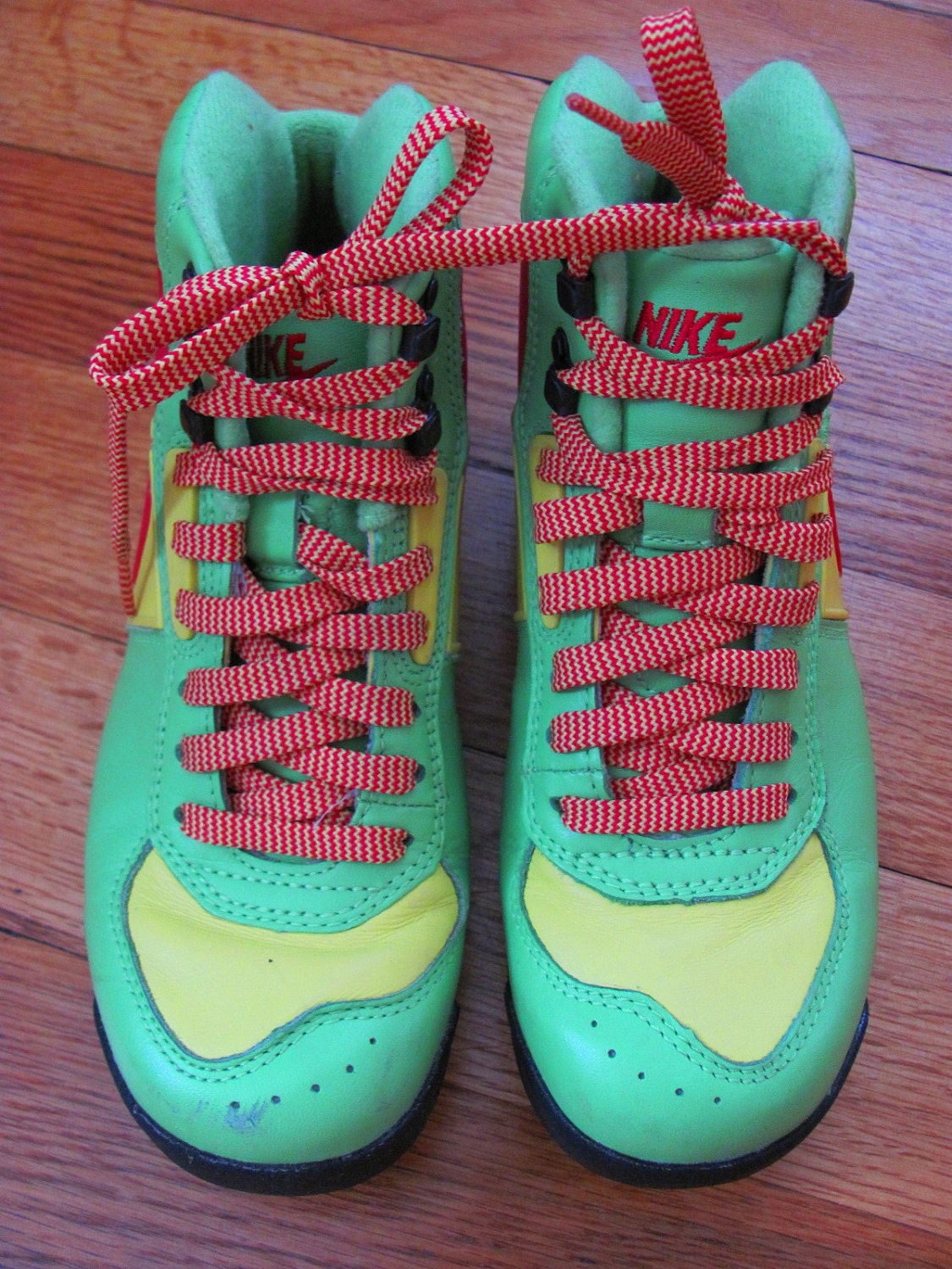 Vintage Get In Shape Girl 80s Nike Unisex Neon Prototype Flight Lite AF1 ACG Basketball Sneakers Petite Womens Size 5 Boys 3.5