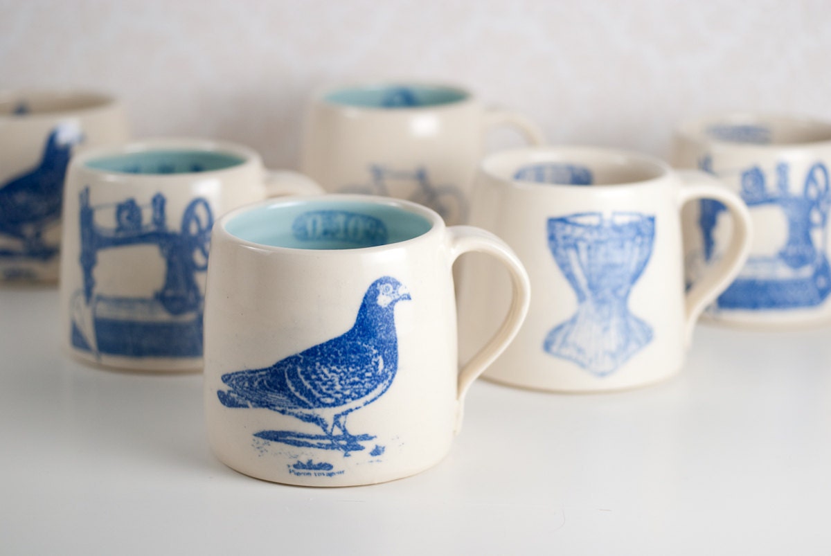 Pigeon Voyeur - 14 oz wheel-thrown mug