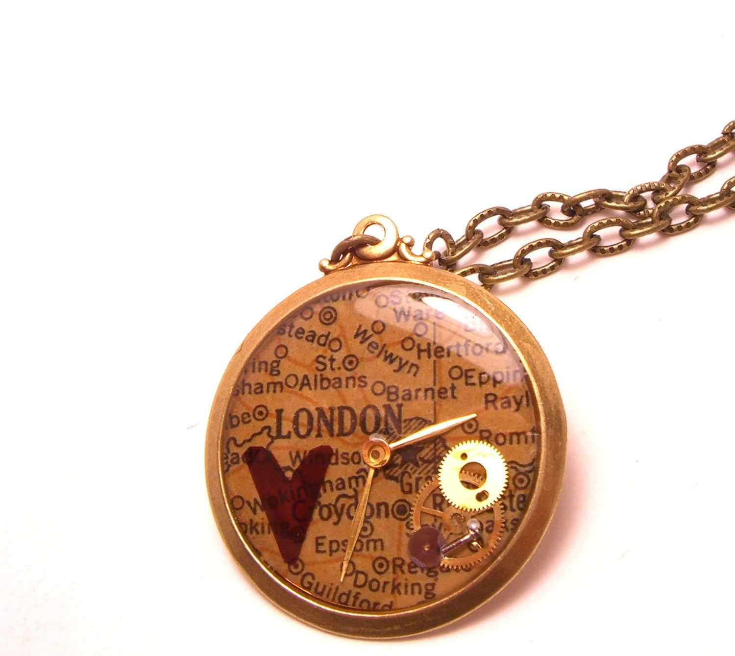 Where the Heart is London Necklace