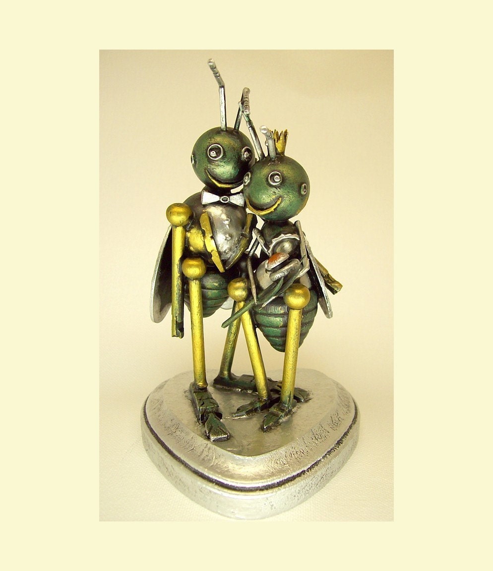 Love Bugs Wedding Cake Topper Insect Bride with Crown and Groom with Tuxedo Wood Statues