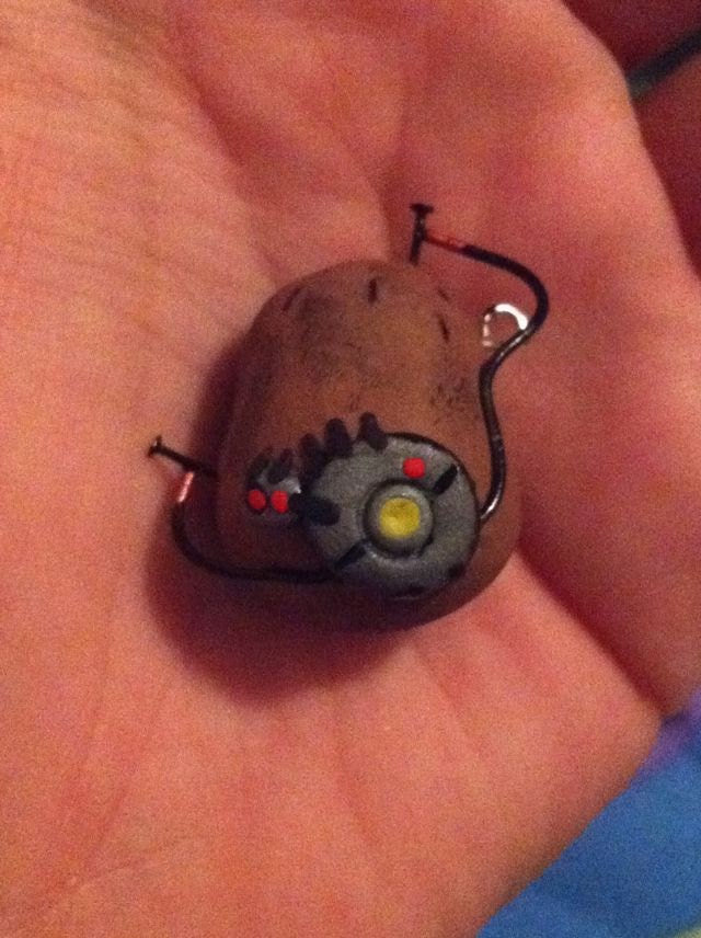 GLaDOS potato charm