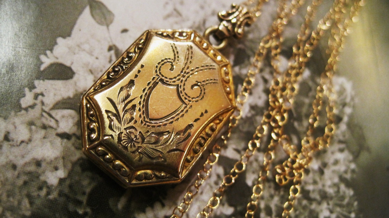 Victorian12KT Goldfilled Locket Repousee Beading with Diamond Etching Floral Design Crowned Bail