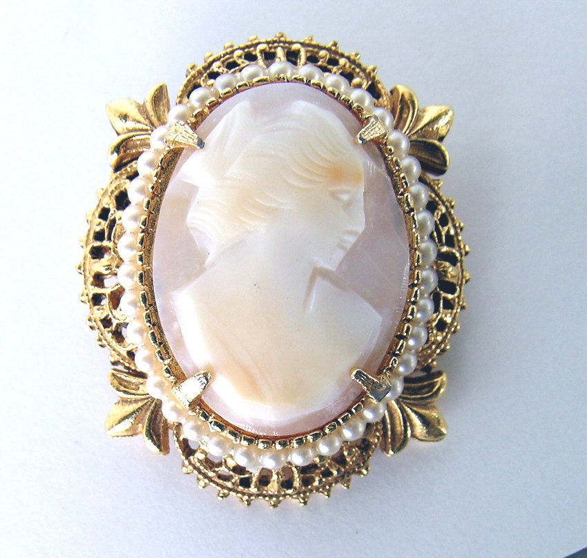Vintage Cameo Brooch Pendant Signed Florenza Hand Carved