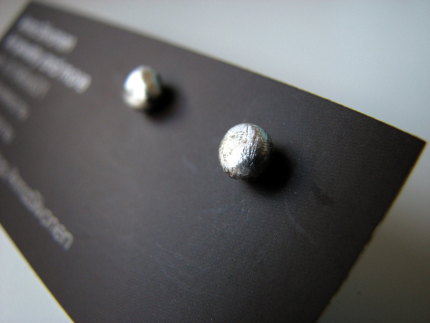 Titanium earrings silver pebbles