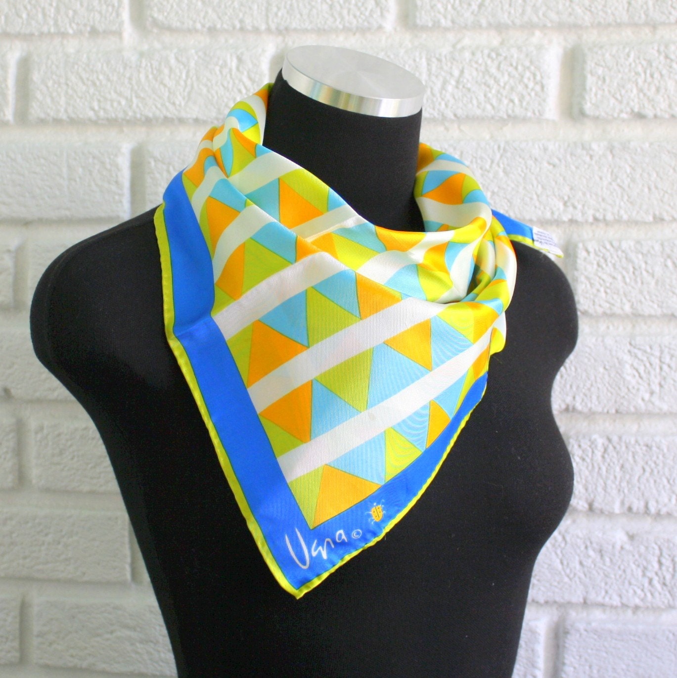 Vintage Triangle Vera Scarf