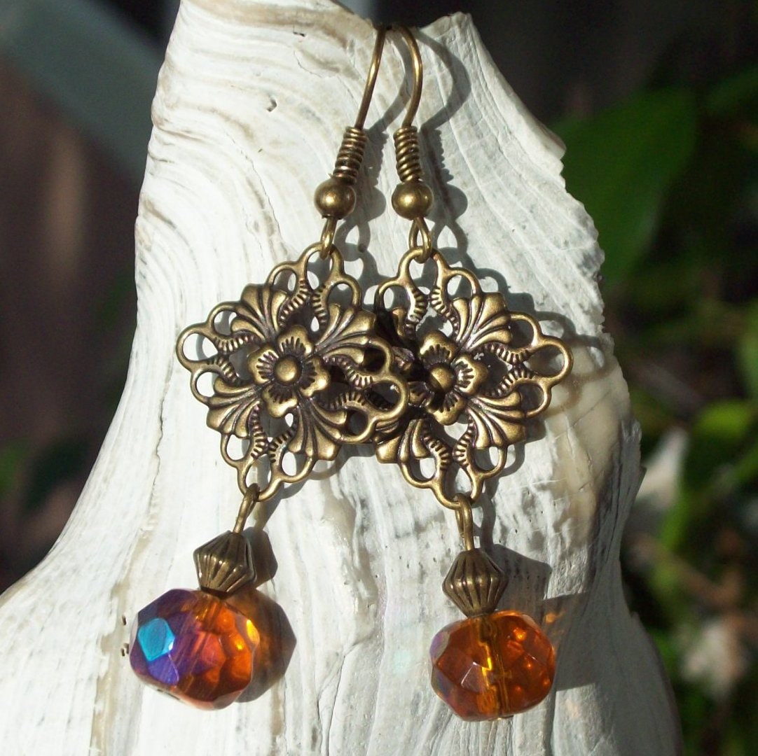 Butter Pecan Earrings - honey brown / tan / amber faceted Czech glass, antique brass filigree SALE
